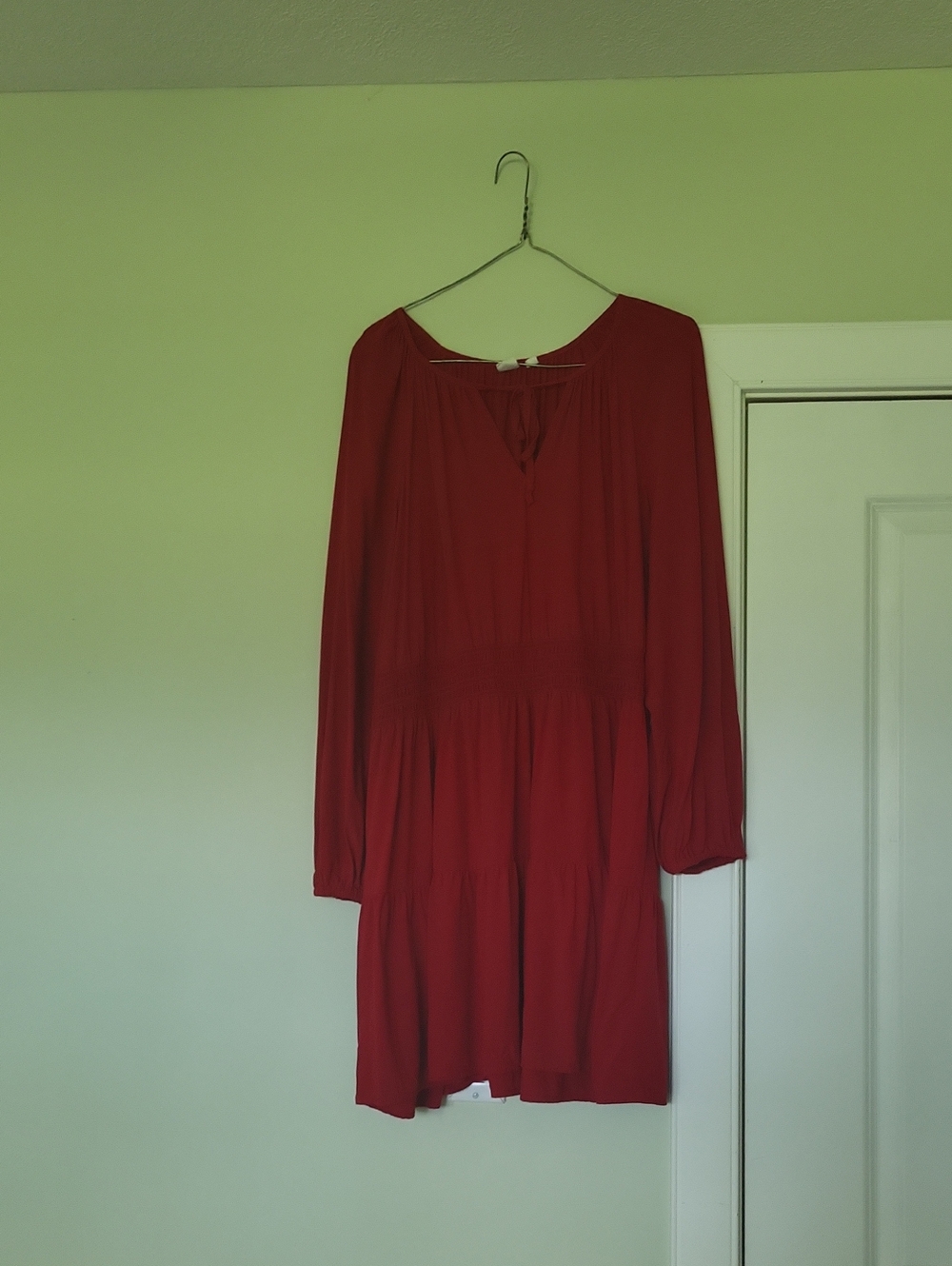GAP BURGANDY Tiered Long-Sleeve Women's Dress